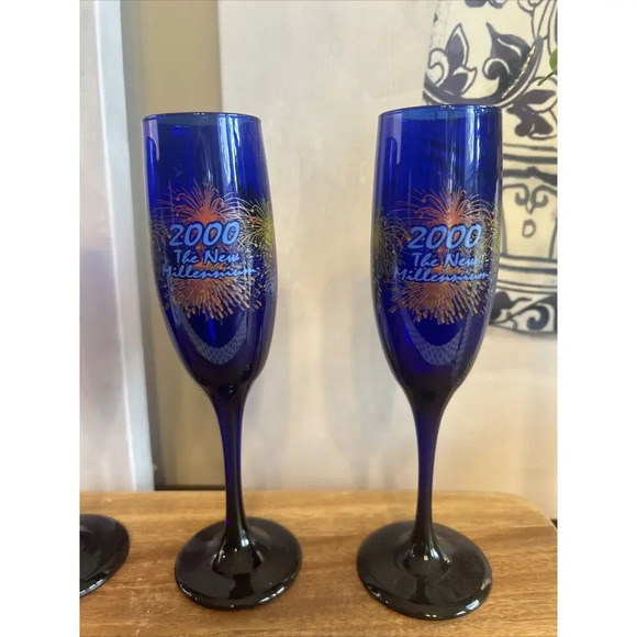 VTG-LIBBEY COBALT BLUE FIREWORKS “2000~THE NEW MILLENNIUM” CHAMPAGNE GLASSES 9” - Picture 3 of 5